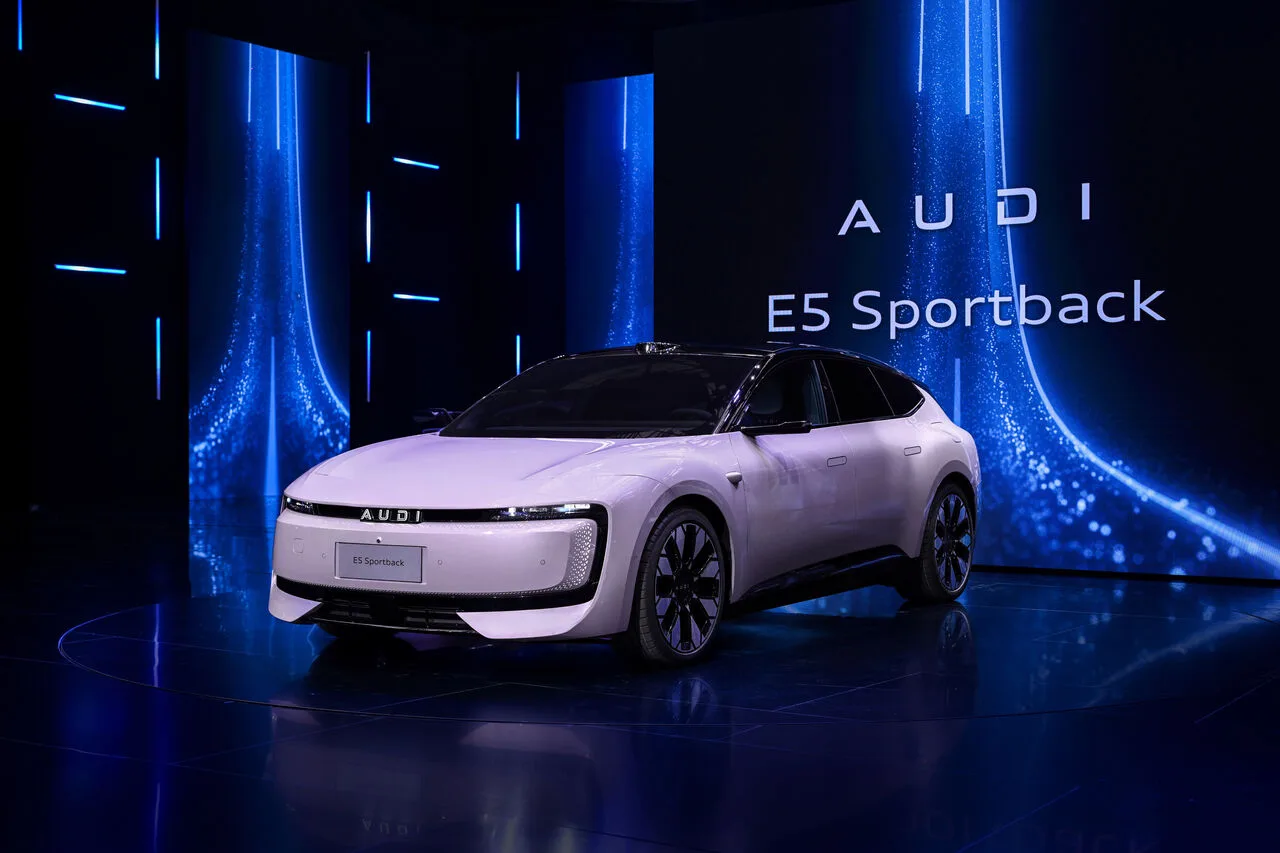 De la vision à la réalité: New Audi Brand lance son premier modèle – l’Audi E5 Sportback